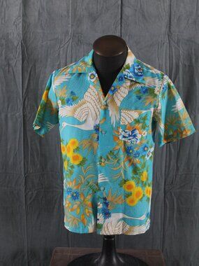 Vintage Hawaiian Shirt - Stork Pattern on Blue Hawaiian Palm - Men's Medium